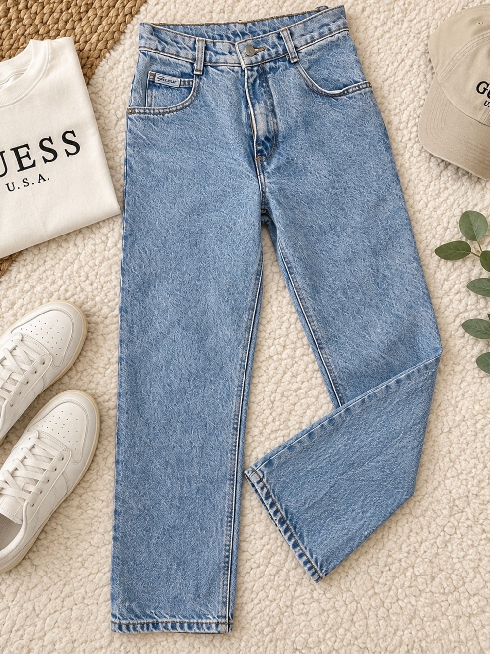 Guess Men's Light Wash Straight Jeans